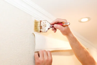 Pose de papier peint à Lignerolles — revêtements muraux et toiles de verre
